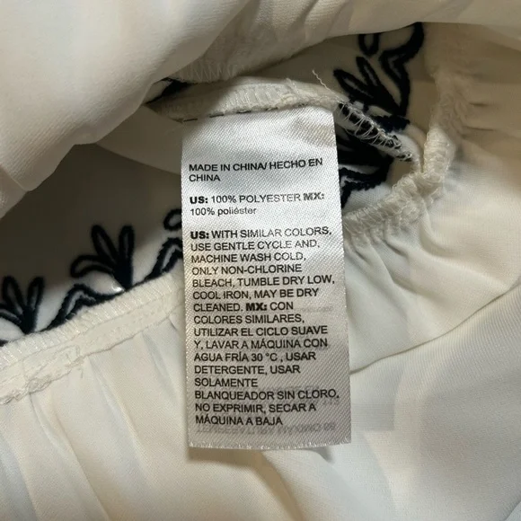 Chico's Ivory Blouse with Black Embroidery - Picture 14 of 14